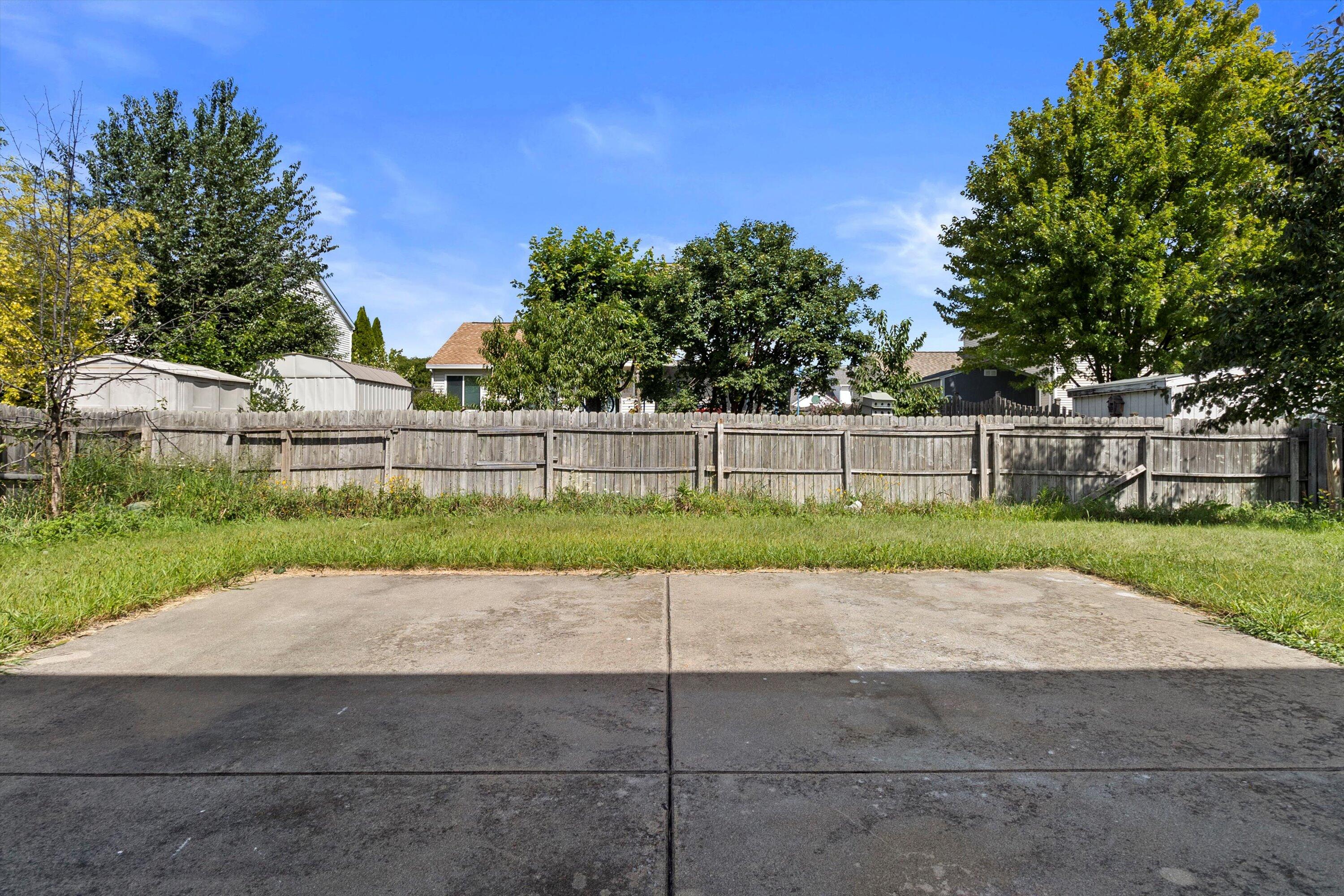 9442 73rd Street Kenosha, WI 53142 - Photo 33 of 34 34-E6A2364