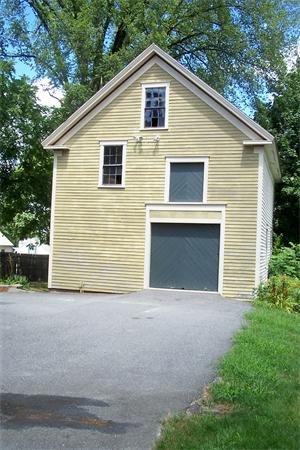 244 Water Street Clinton, MA 01510 - Photo 16 of 19 Gallery Image 16