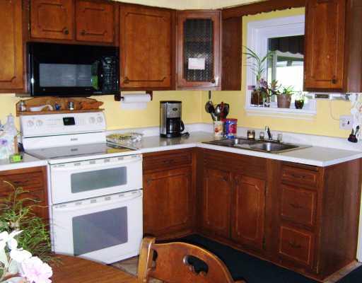 168 Red Mill Road Kittanning, PA 16201 - Photo 5 of 13 Kitchen.