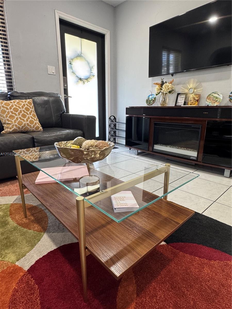 8310 Southwest 37th Street Miami, FL 33155 - Photo 13 of 22 Gallery Image 13