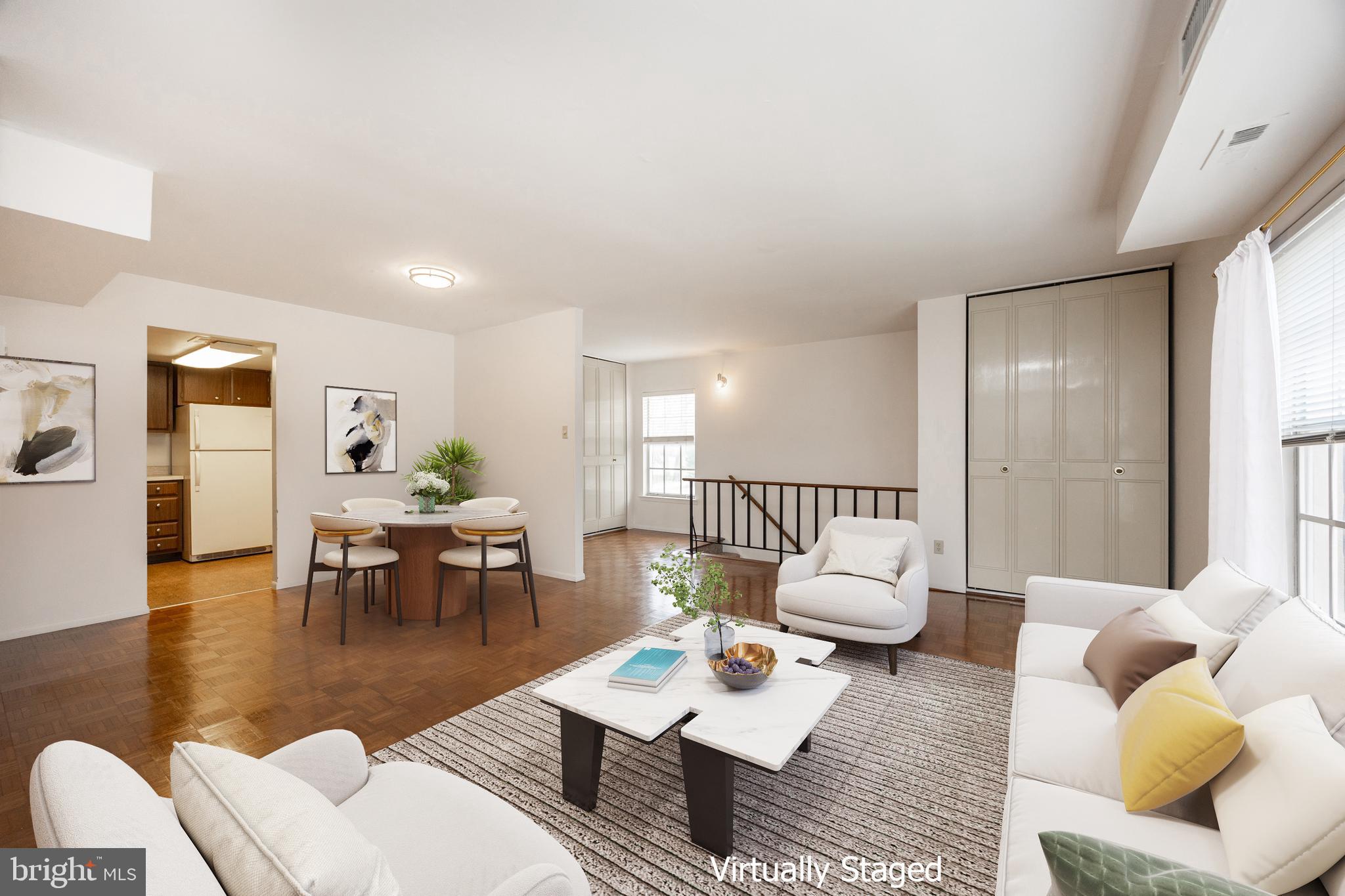 374 Old Forge Crossing, Unit 374 Devon, PA 19333 - Photo 4 of 22