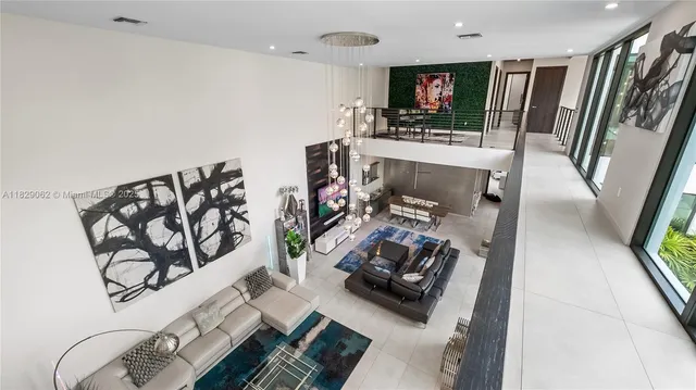 $3,600,000 | 1600 Northeast 6th Street, Fort Lauderdale, FL 33304