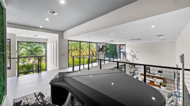 $3,600,000 | 1600 Northeast 6th Street, Fort Lauderdale, FL 33304