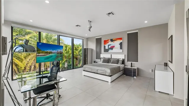$3,600,000 | 1600 Northeast 6th Street, Fort Lauderdale, FL 33304