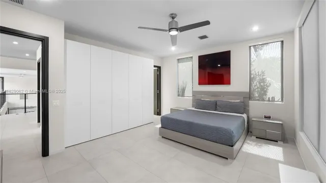 $3,600,000 | 1600 Northeast 6th Street, Fort Lauderdale, FL 33304