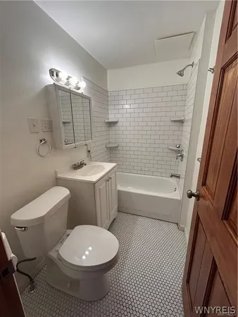 $525,000 | 352 Auburn Avenue, Buffalo, NY 14213
