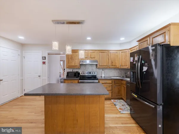 $699,900 | 411 Shipwrighter Way, Lansdale, PA 19446