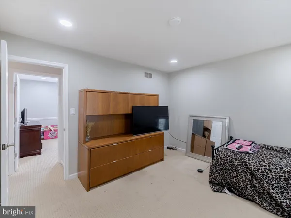 $699,900 | 411 Shipwrighter Way, Lansdale, PA 19446