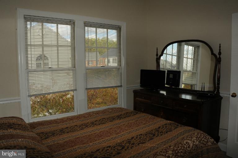 6335 Simmer Circle Springfield, VA 22150 - Photo 10 of 25 Bedroom