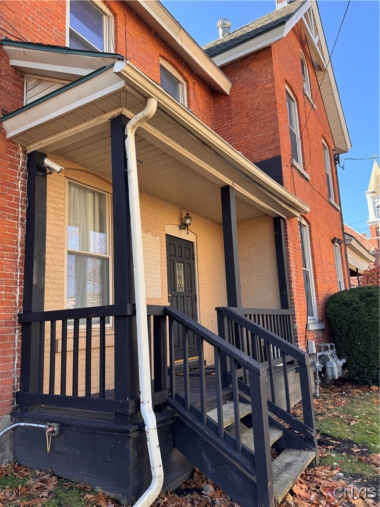 208 North Madison Street Rome, NY 13440 - Photo 7 of 46