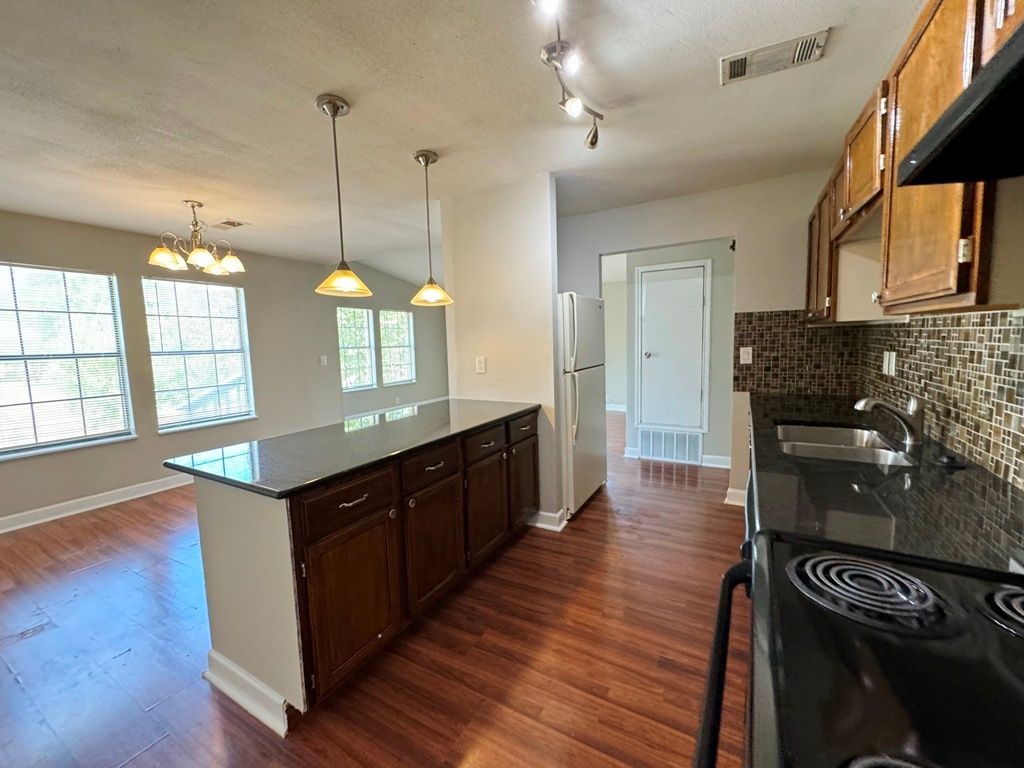 600 Seminole Road Leander, TX 78641 - Photo 8 of 36