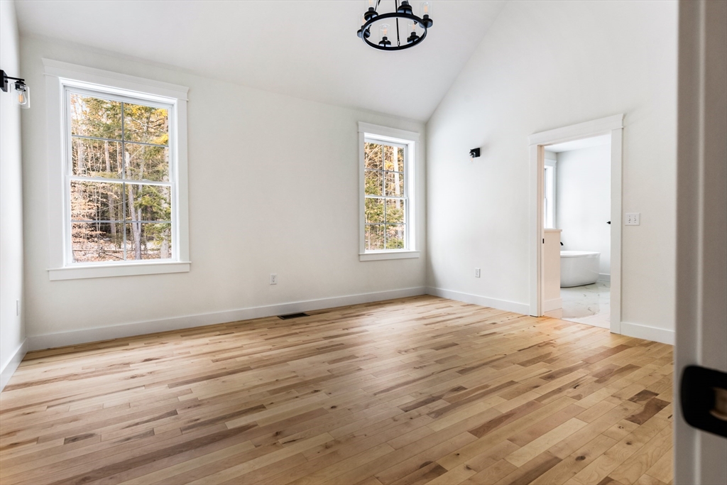 46 Boston Post Road Amherst, NH 03031 - Photo 13 of 42