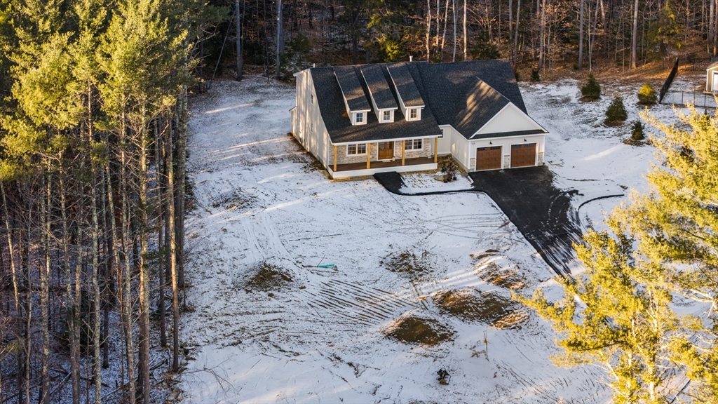 46 Boston Post Road Amherst, NH 03031 - Photo 2 of 42