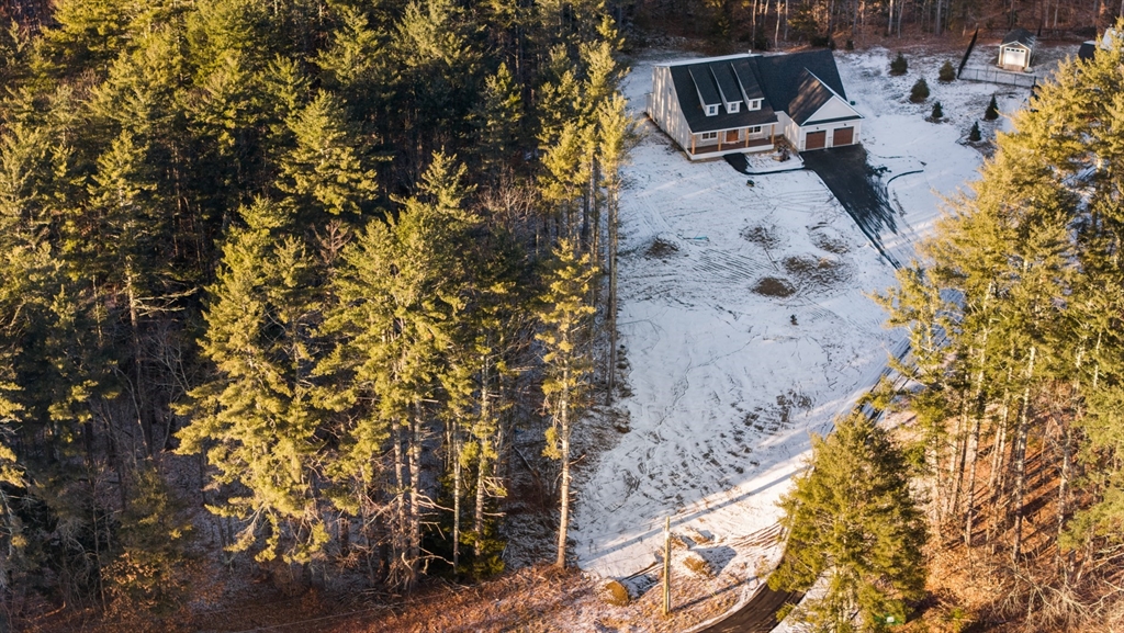 46 Boston Post Road Amherst, NH 03031 - Photo 5 of 42