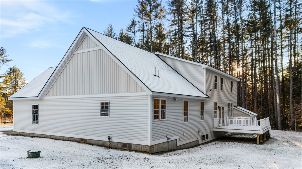 46 Boston Post Road Amherst, NH 03031 - Photo 9 of 42