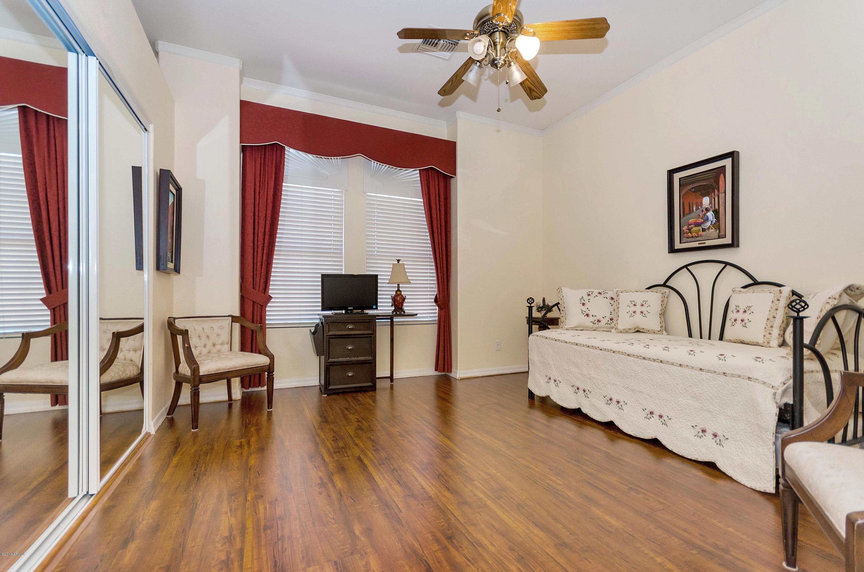 4468 East Walnut Road Gilbert, AZ 85298 - Photo 17 of 44 virtual-tour-142665-19