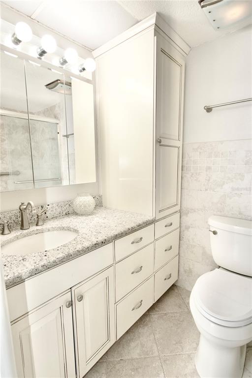 2101 Sunset Point Road, Unit 702 Clearwater, FL 33765 - Photo 15 of 20