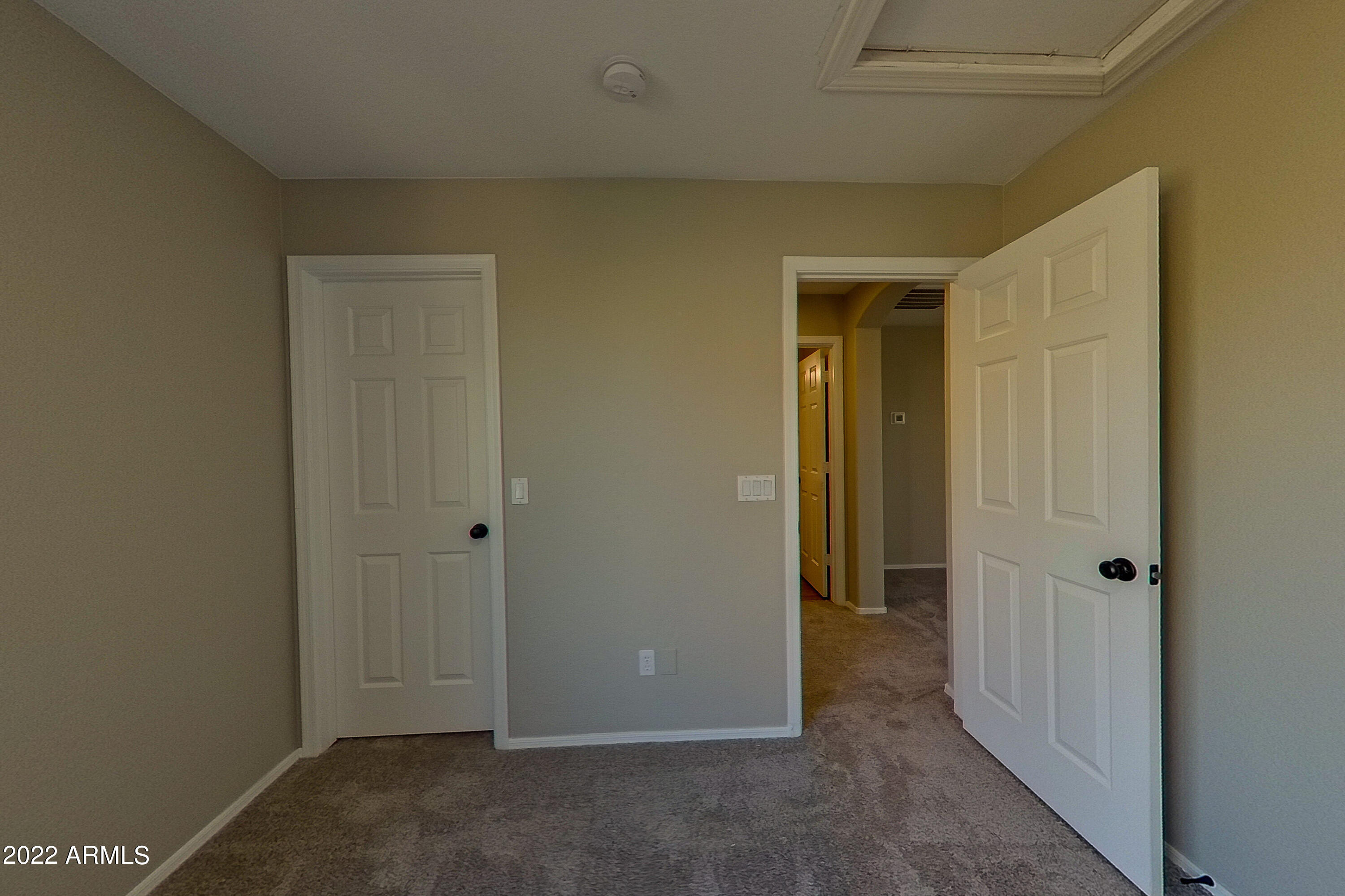 2622 West Florentine Road Phoenix, AZ 85086 - Photo 28 of 45 2622 W Florentine Rd Phoenix-print-030-0