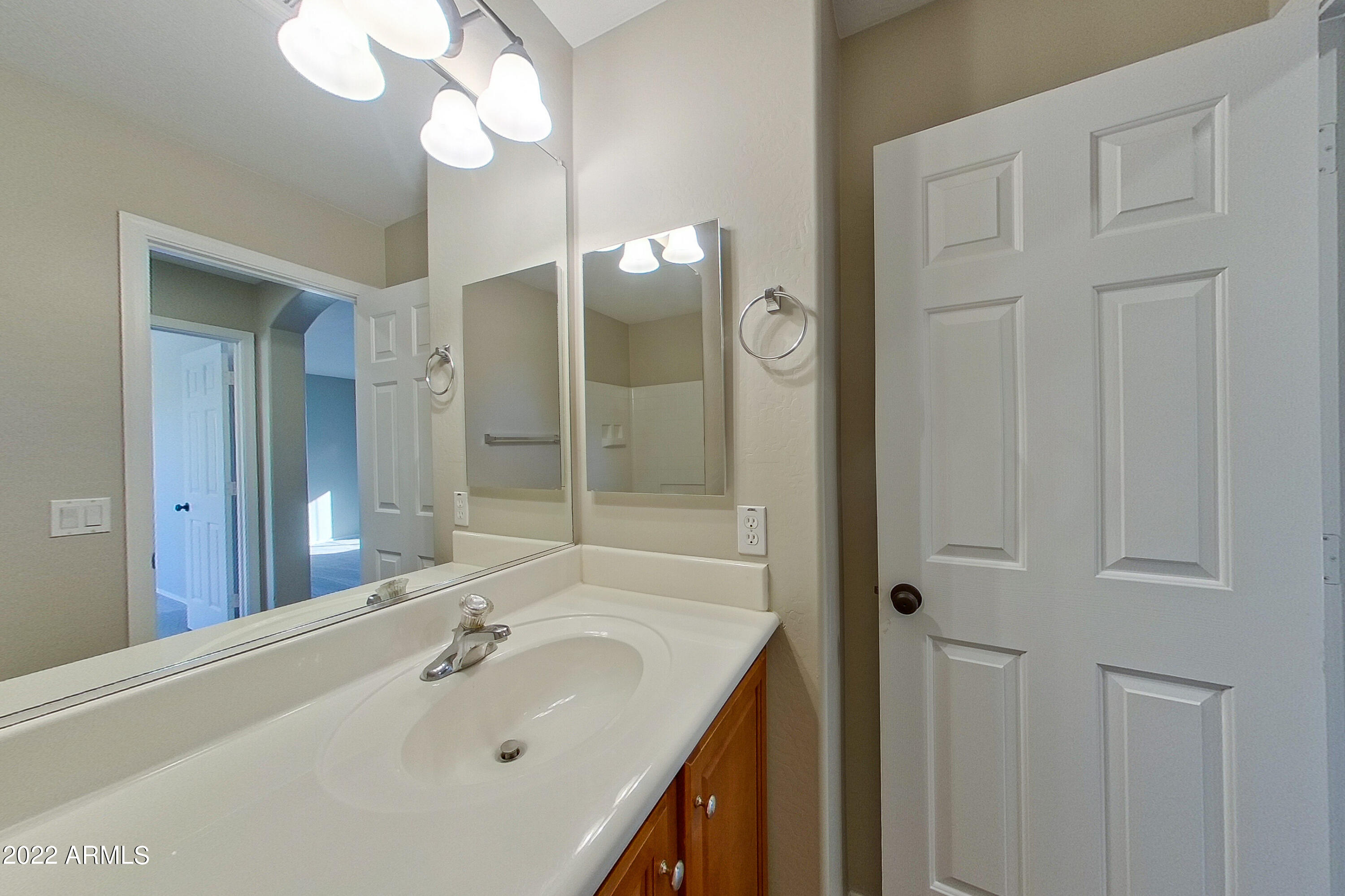 2622 West Florentine Road Phoenix, AZ 85086 - Photo 30 of 45 2622 W Florentine Rd Phoenix-print-032-0