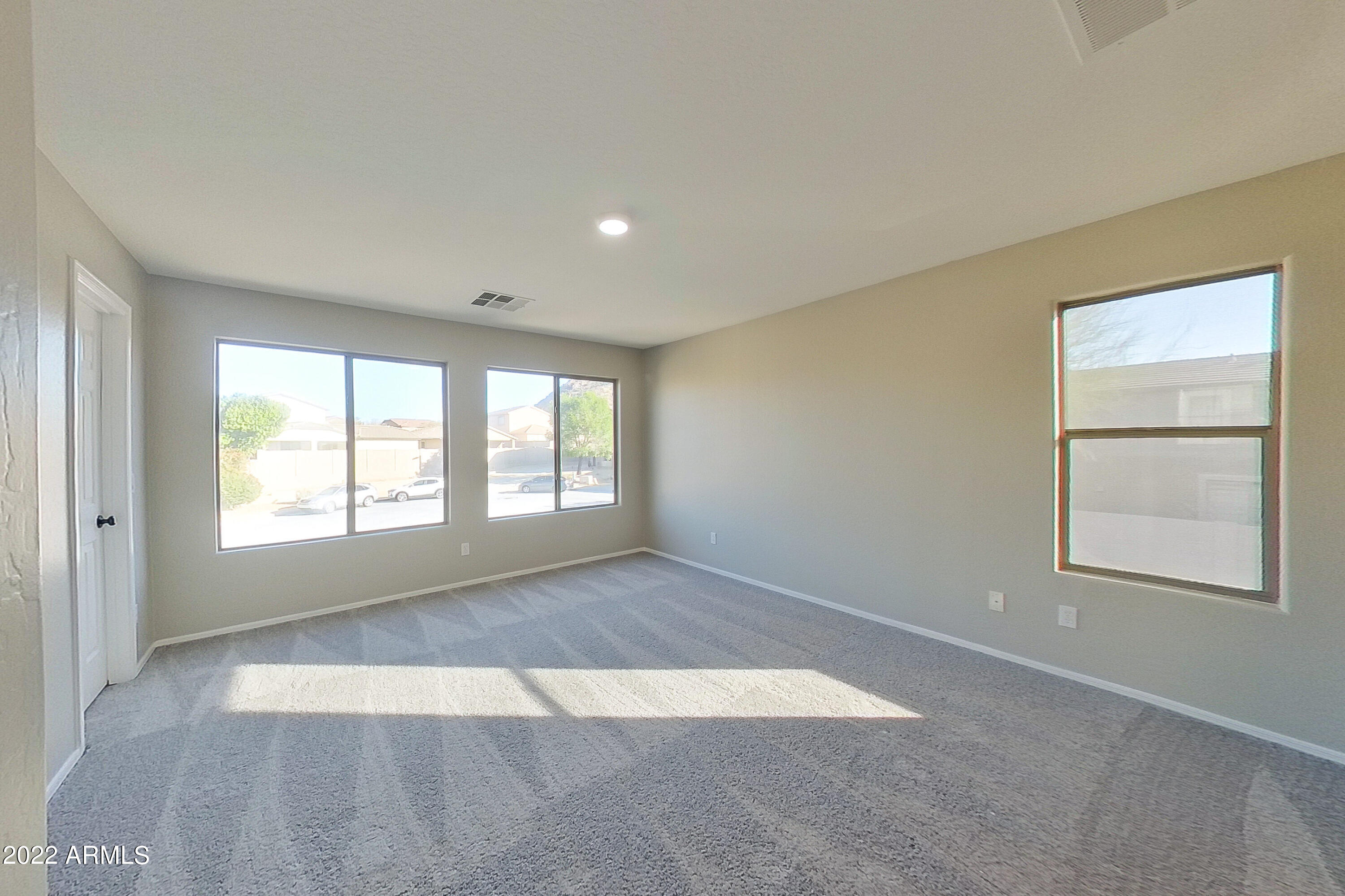 2622 West Florentine Road Phoenix, AZ 85086 - Photo 31 of 45 2622 W Florentine Rd Phoenix-print-033-0