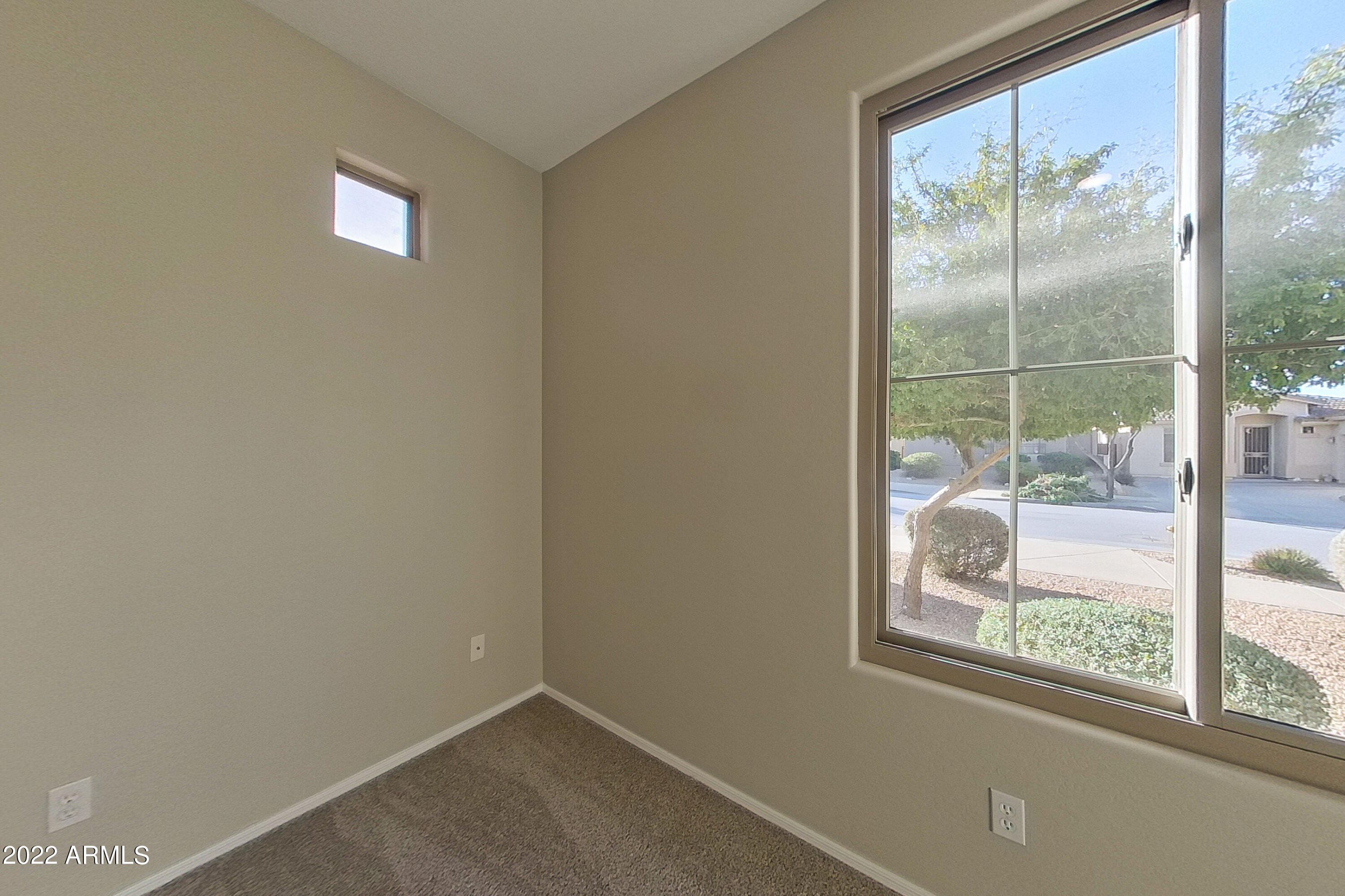 2622 West Florentine Road Phoenix, AZ 85086 - Photo 5 of 45 2622 W Florentine Rd Phoenix-print-005-0