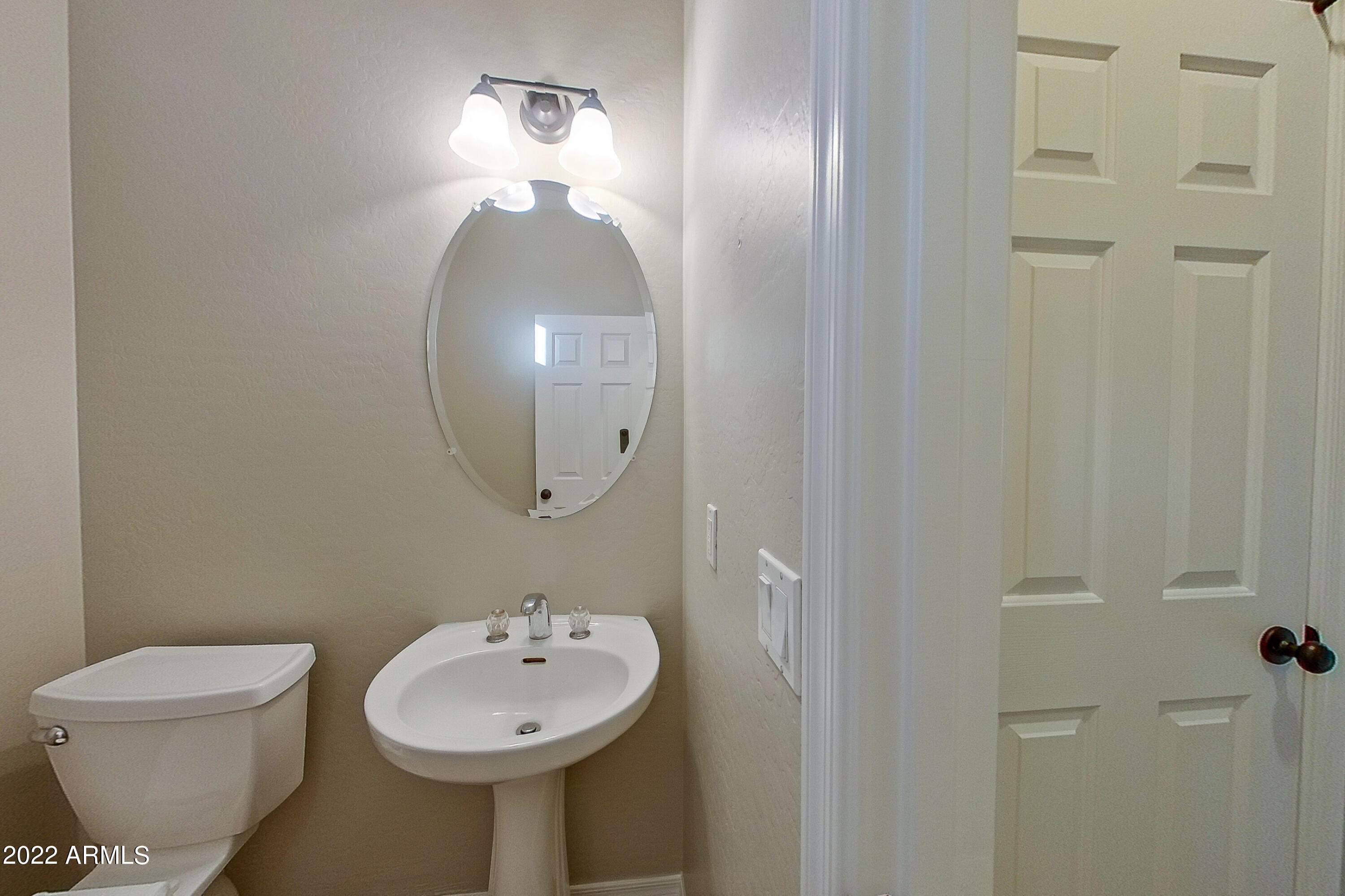 2622 West Florentine Road Phoenix, AZ 85086 - Photo 8 of 45 2622 W Florentine Rd Phoenix-print-008-0