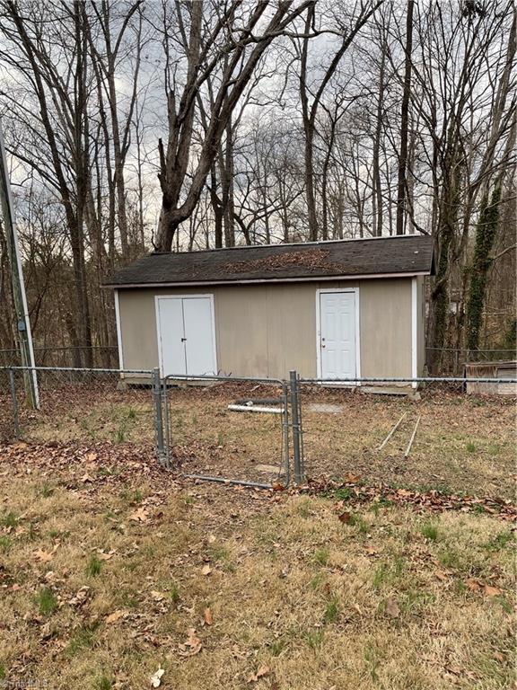 1510 Holly Grove Road Lexington, NC 27292 - Photo 13 of 18 Wood working shop/Storage building