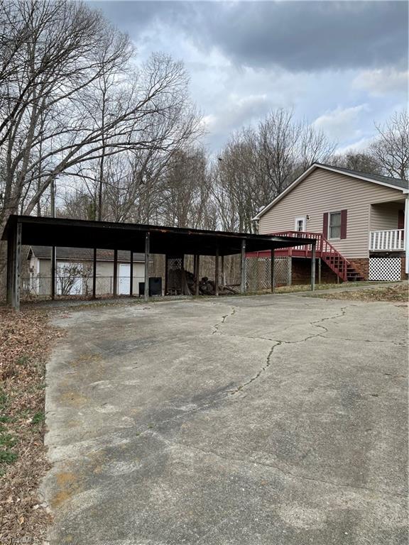 1510 Holly Grove Road Lexington, NC 27292 - Photo 2 of 18 Low car port