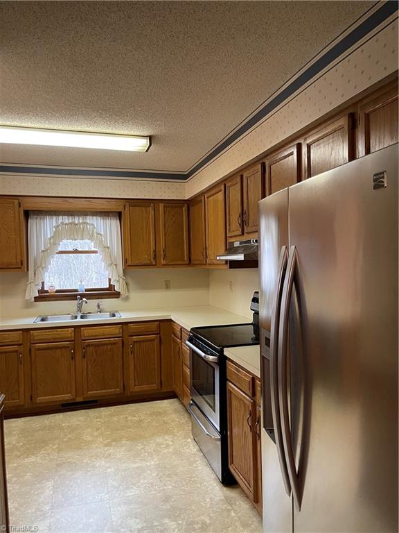 1510 Holly Grove Road Lexington, NC 27292 - Photo 5 of 18 Kitchen has a large pantry