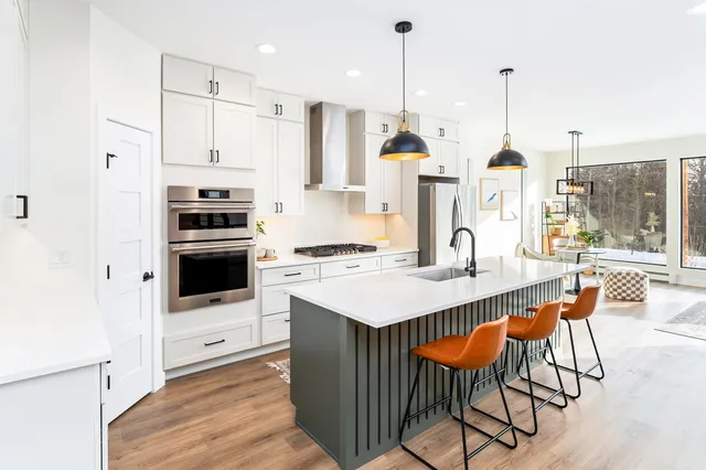 $650,000 | 3725 London Road, Unit 12, Duluth, MN 55804