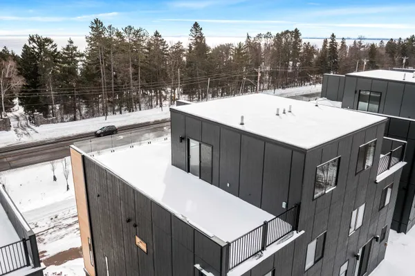 $625,000 | 3725 London Road, Unit 12, Duluth, MN 55804