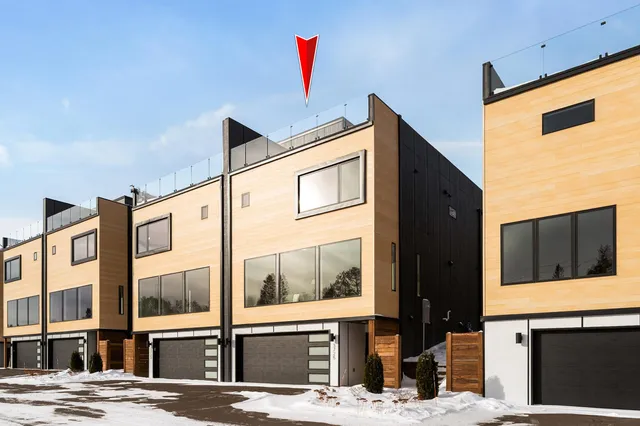 $650,000 | 3725 London Road, Unit 12, Duluth, MN 55804