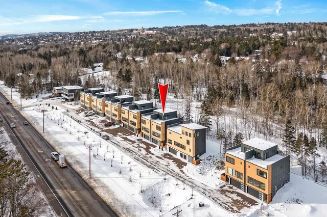$650,000 | 3725 London Road, Unit 12, Duluth, MN 55804