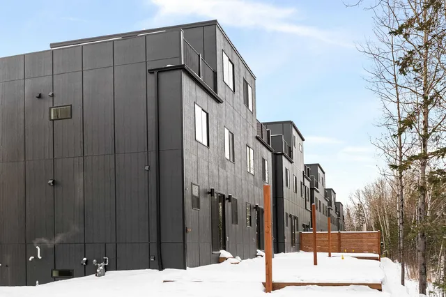 $650,000 | 3725 London Road, Unit 12, Duluth, MN 55804