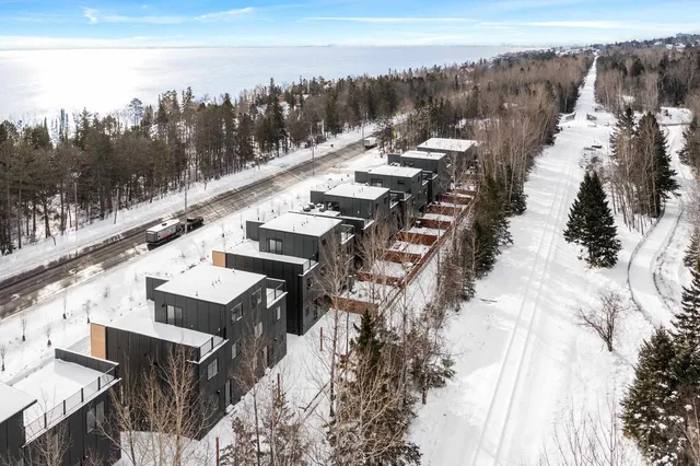 $650,000 | 3725 London Road, Unit 12, Duluth, MN 55804