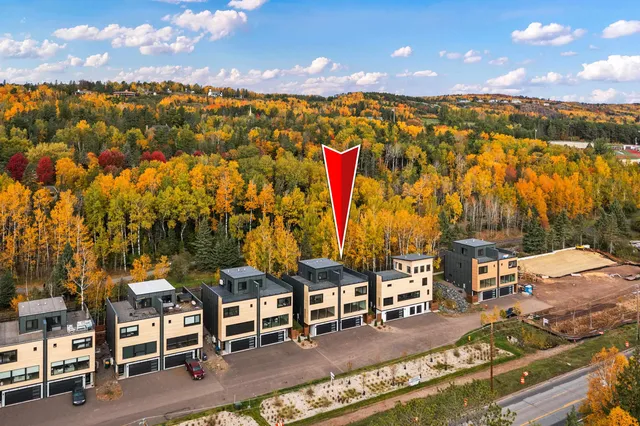 $650,000 | 3725 London Road, Unit 12, Duluth, MN 55804