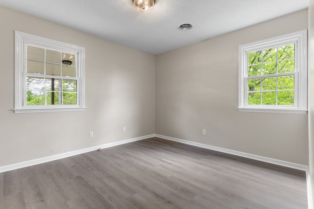 798 Edmonds Road Galax, VA 24333 - Photo 11 of 28 Gallery Image 11