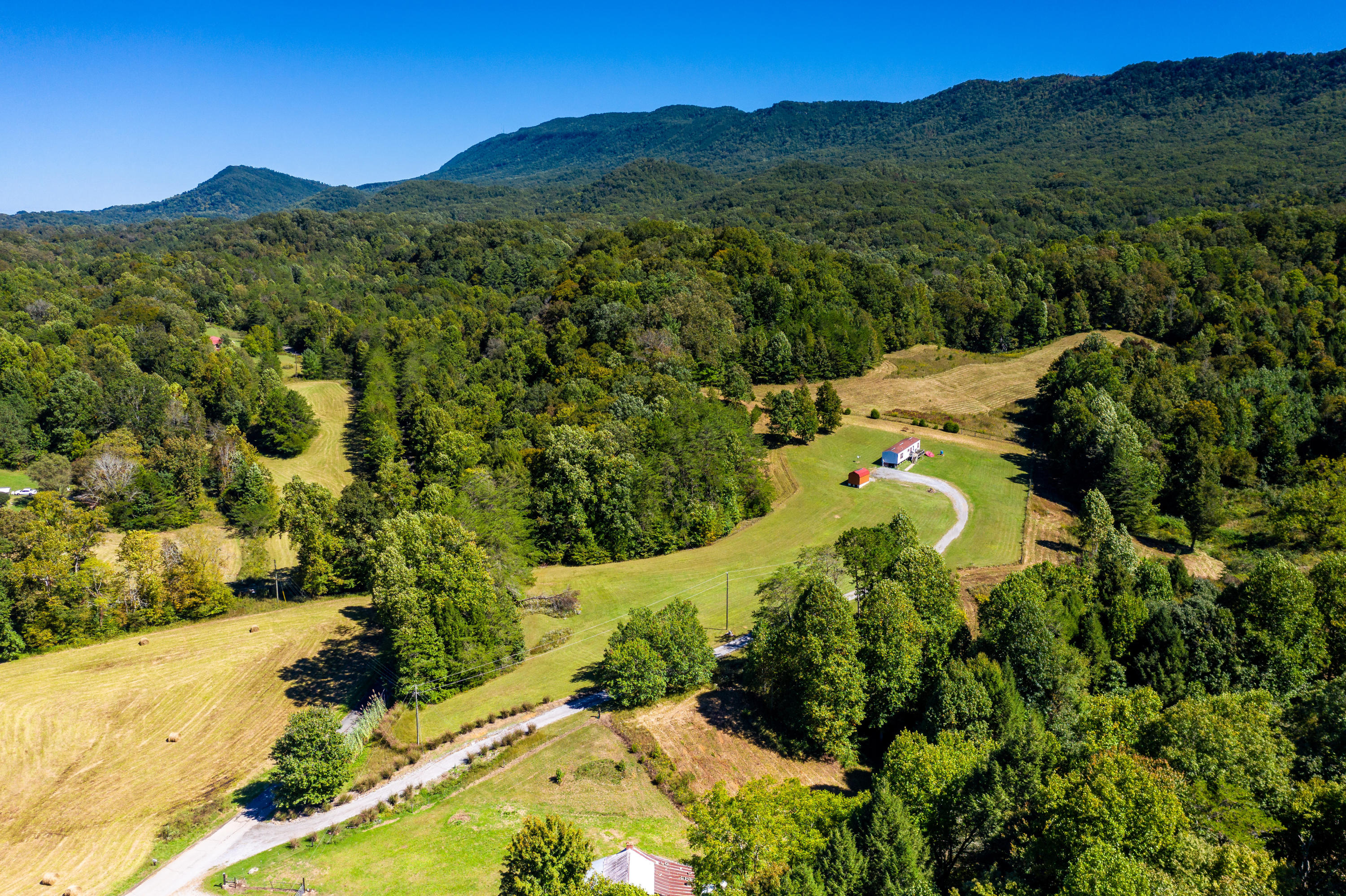 1515 Old Chilhowee Road Seymour, TN 37865 - Photo 20 of 32 DJI_0325