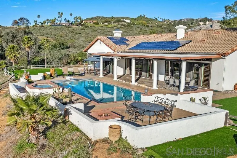 14370 Harvest Crescent Poway, CA 92064 - Photo 11 of 56