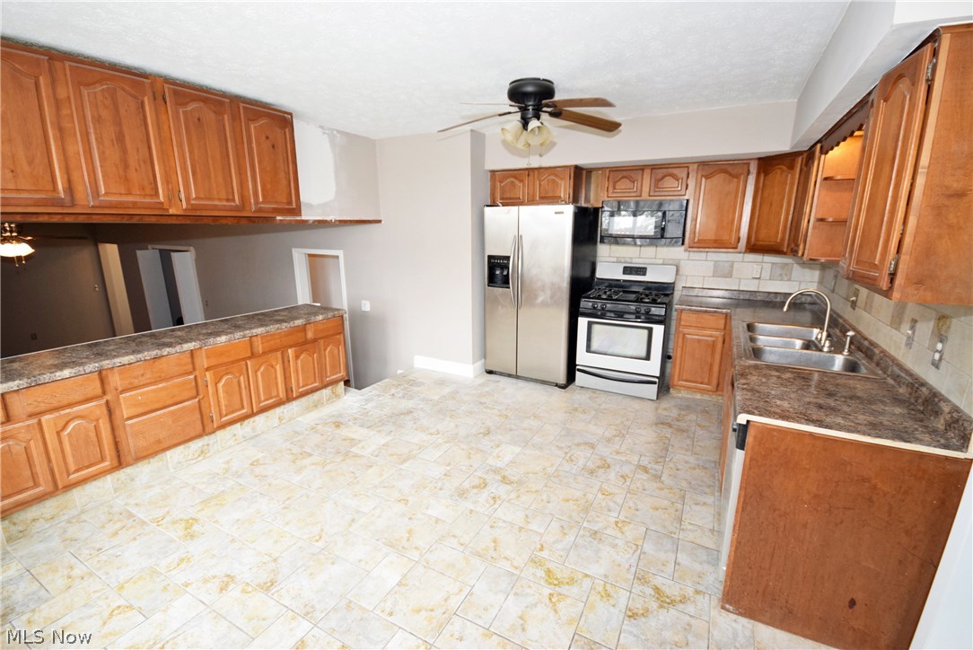 657 Mill Road Ravenna, OH 44266 - Photo 12 of 29 Gallery Image 12