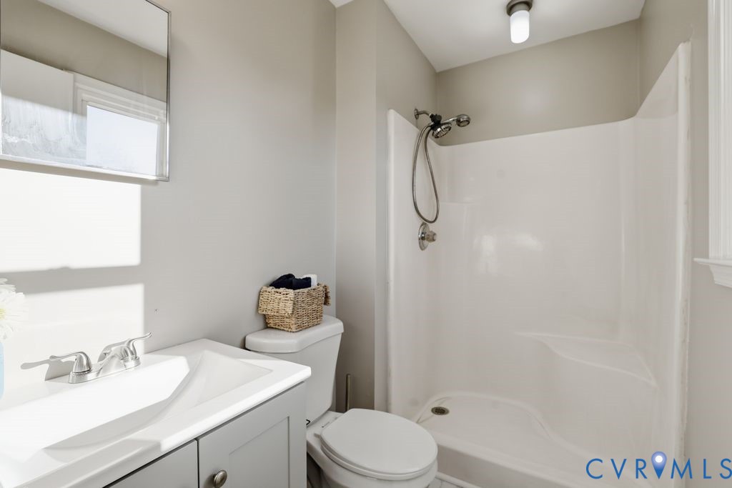 1601 Holly Hills Road Powhatan, VA 23139 - Photo 18 of 32 Primary bath with shower, new vanity, toilet and L