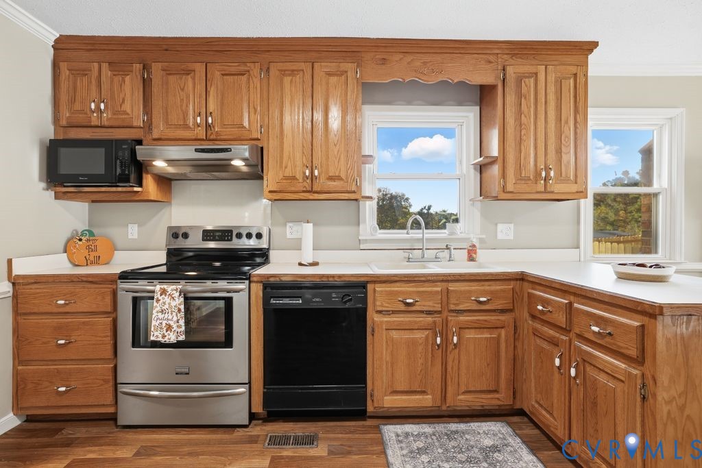 1601 Holly Hills Road Powhatan, VA 23139 - Photo 10 of 32 Gallery Image 10