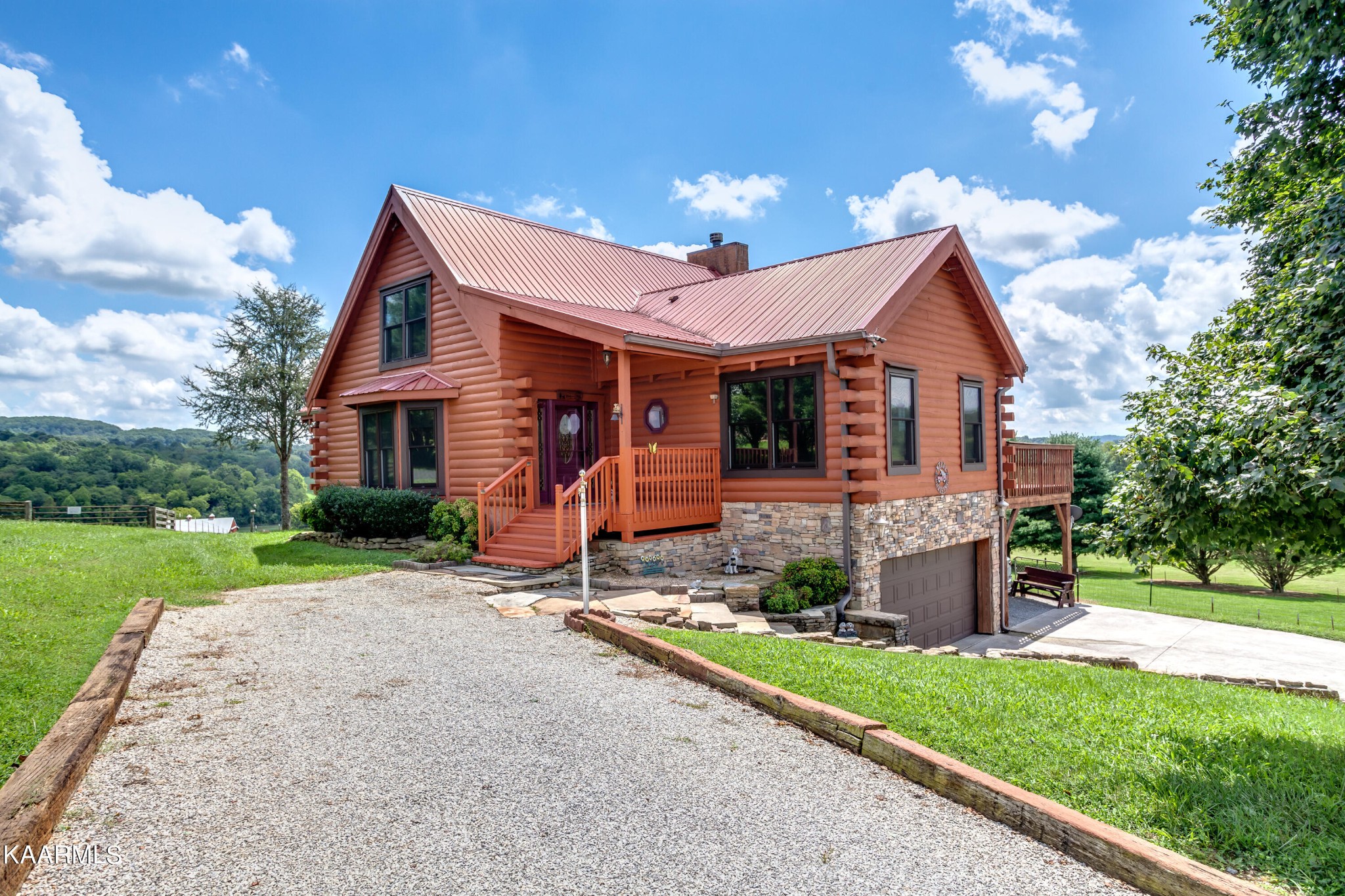 867 Cliff Top Road Blaine, TN 37709 - Photo 2 of 52 Gallery Image 2