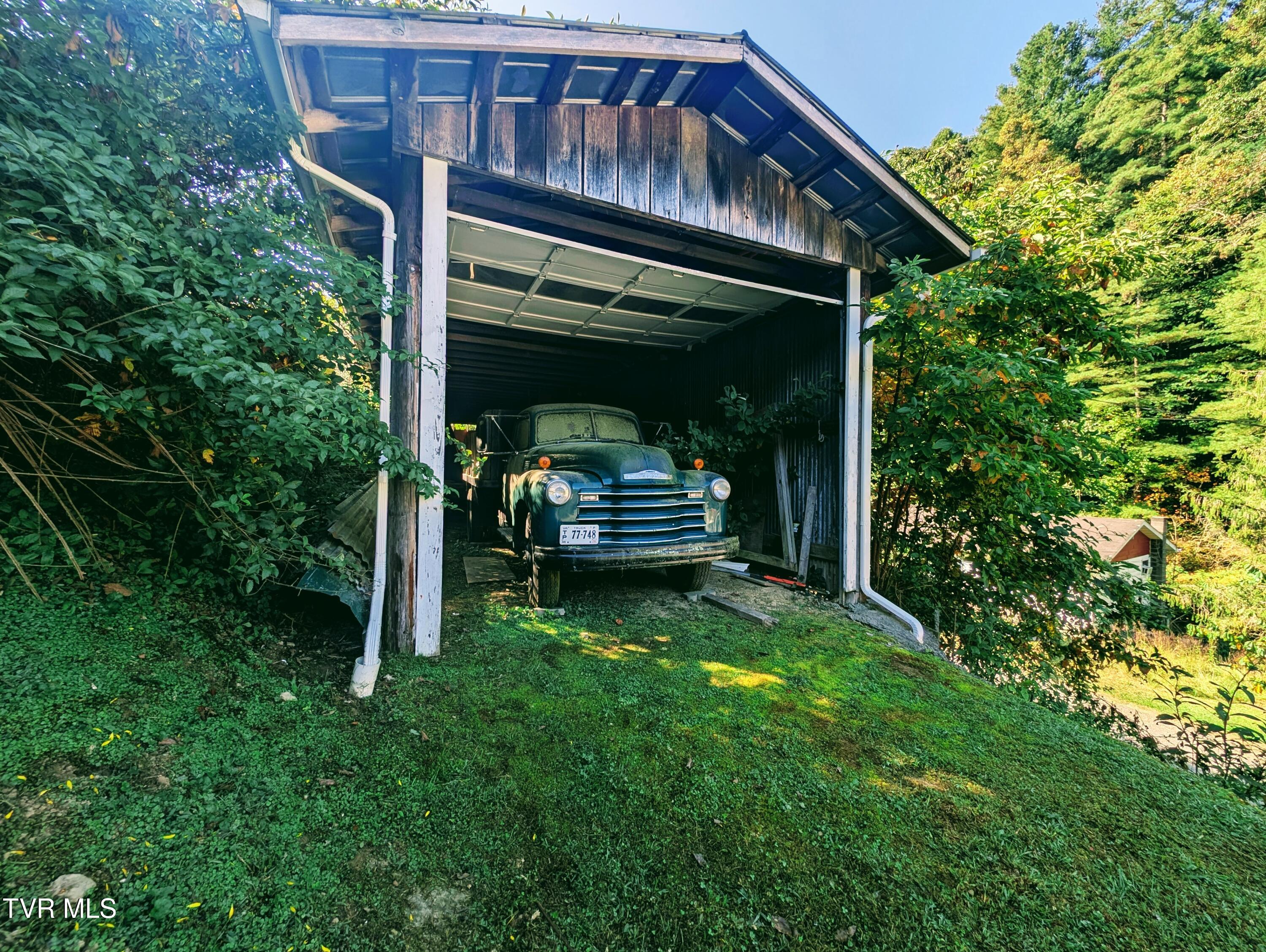 118 Turner Road Clinchco, VA 24226 - Photo 14 of 48 1000017857