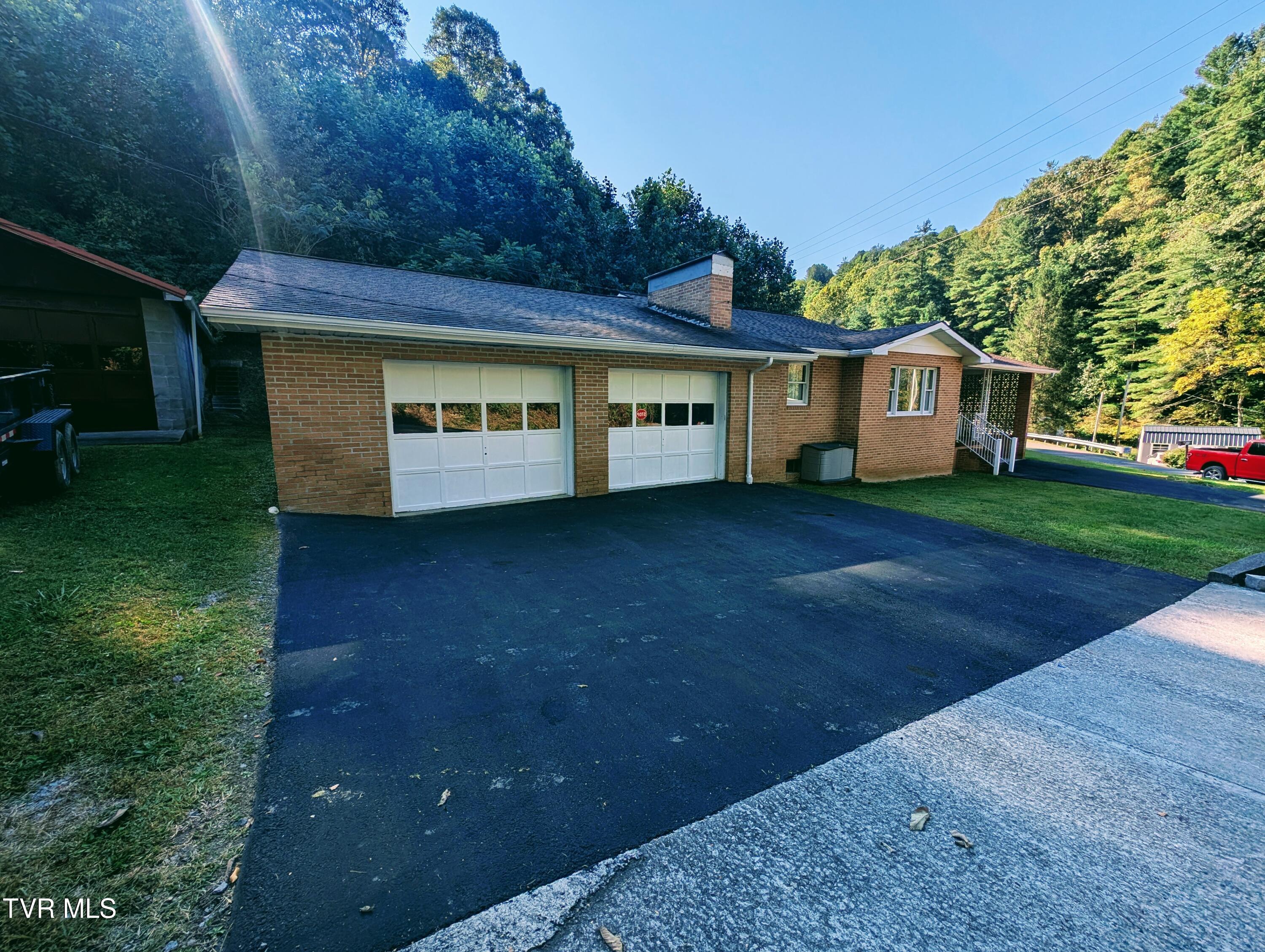 118 Turner Road Clinchco, VA 24226 - Photo 2 of 48 1000017844