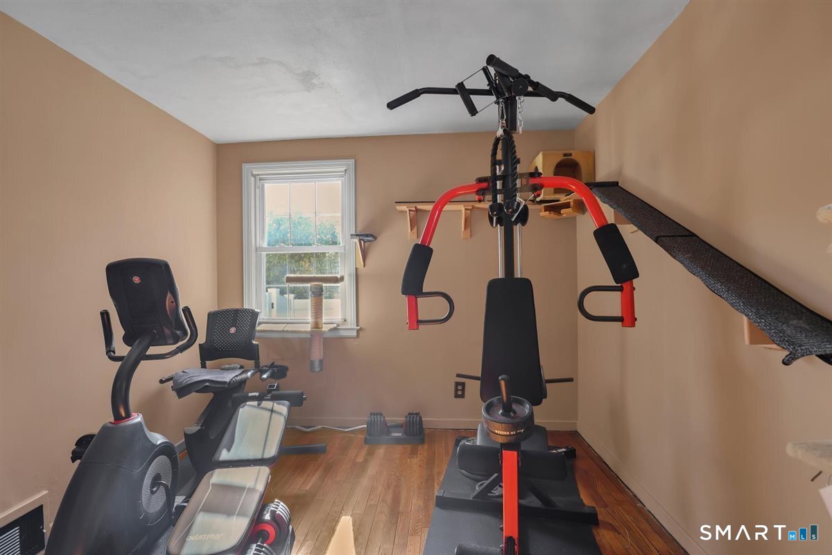 12 Westover Road New Britain, CT 06053 - Photo 11 of 37 Gallery Image 11