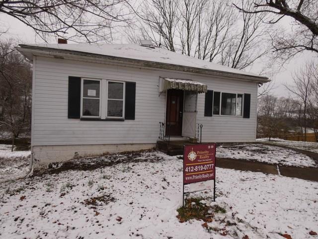 305 Jolly School Road Washington, PA 15301 - Photo 2 of 14