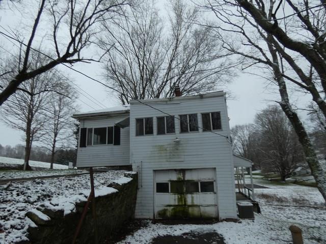 305 Jolly School Road Washington, PA 15301 - Photo 3 of 14