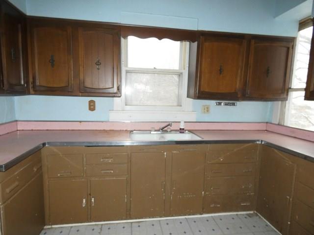 305 Jolly School Road Washington, PA 15301 - Photo 9 of 14