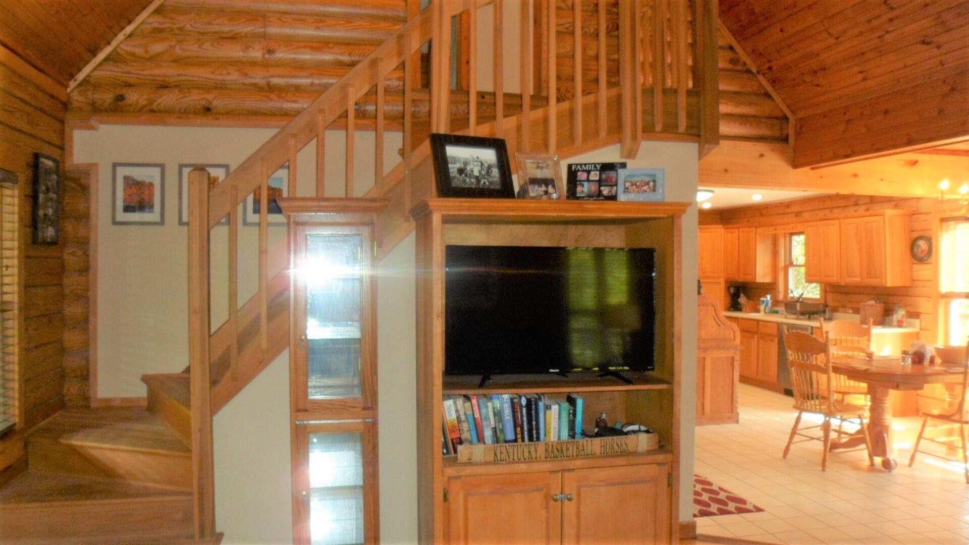 264 River Valley Road Frankfort, KY 40601 - Photo 18 of 60 stairs